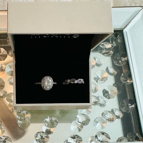 Maxine Jewelry - Maxine Silver Ring with Crystal Accent